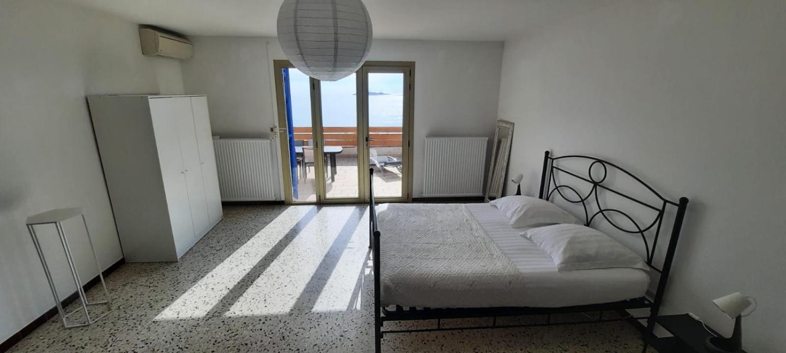 Villa Sur La Mer, 4 Chambres - 8 Personnes Sanary-sur-Mer Exteriér fotografie